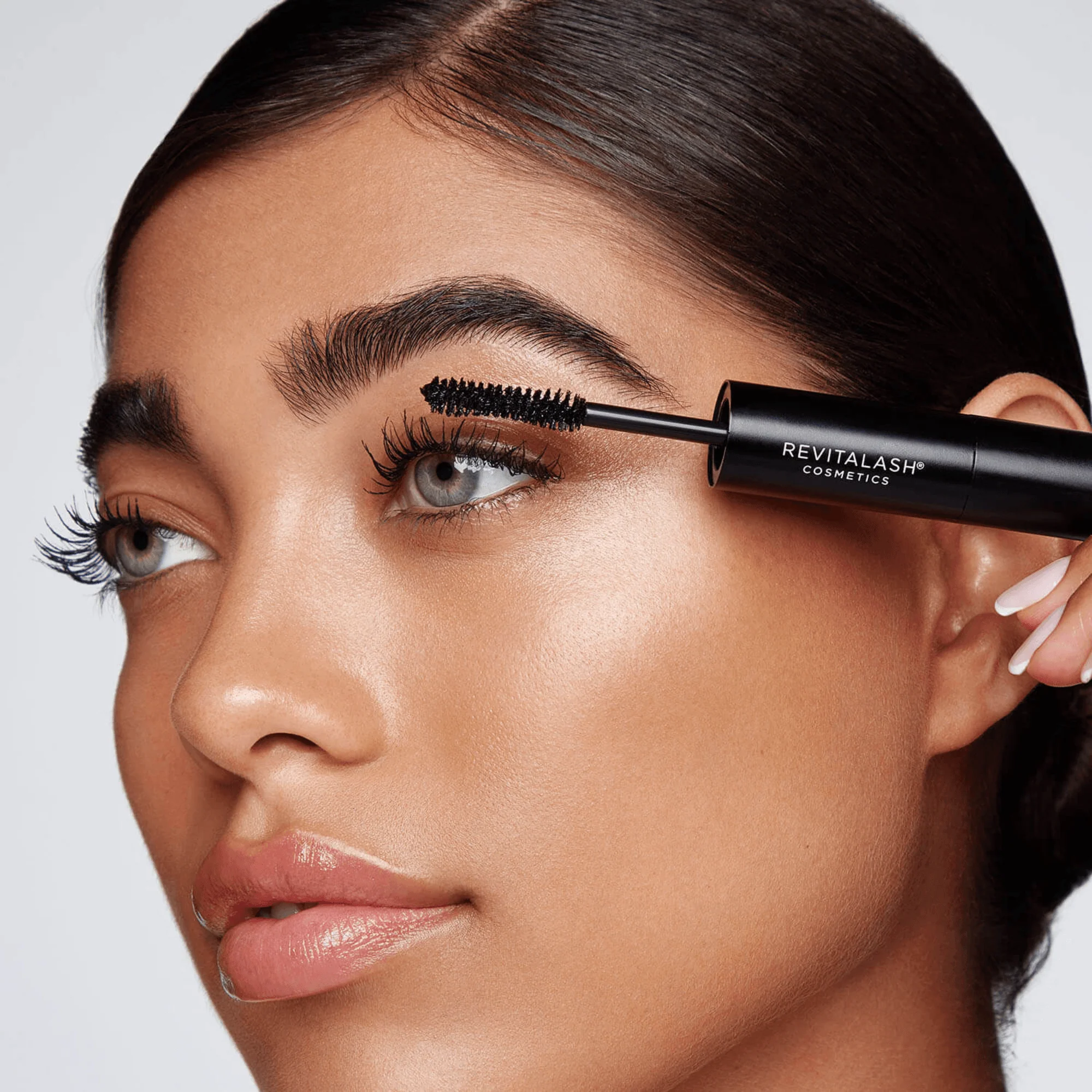 Mascara Duo Volumisant 2-en-1 - Image 3