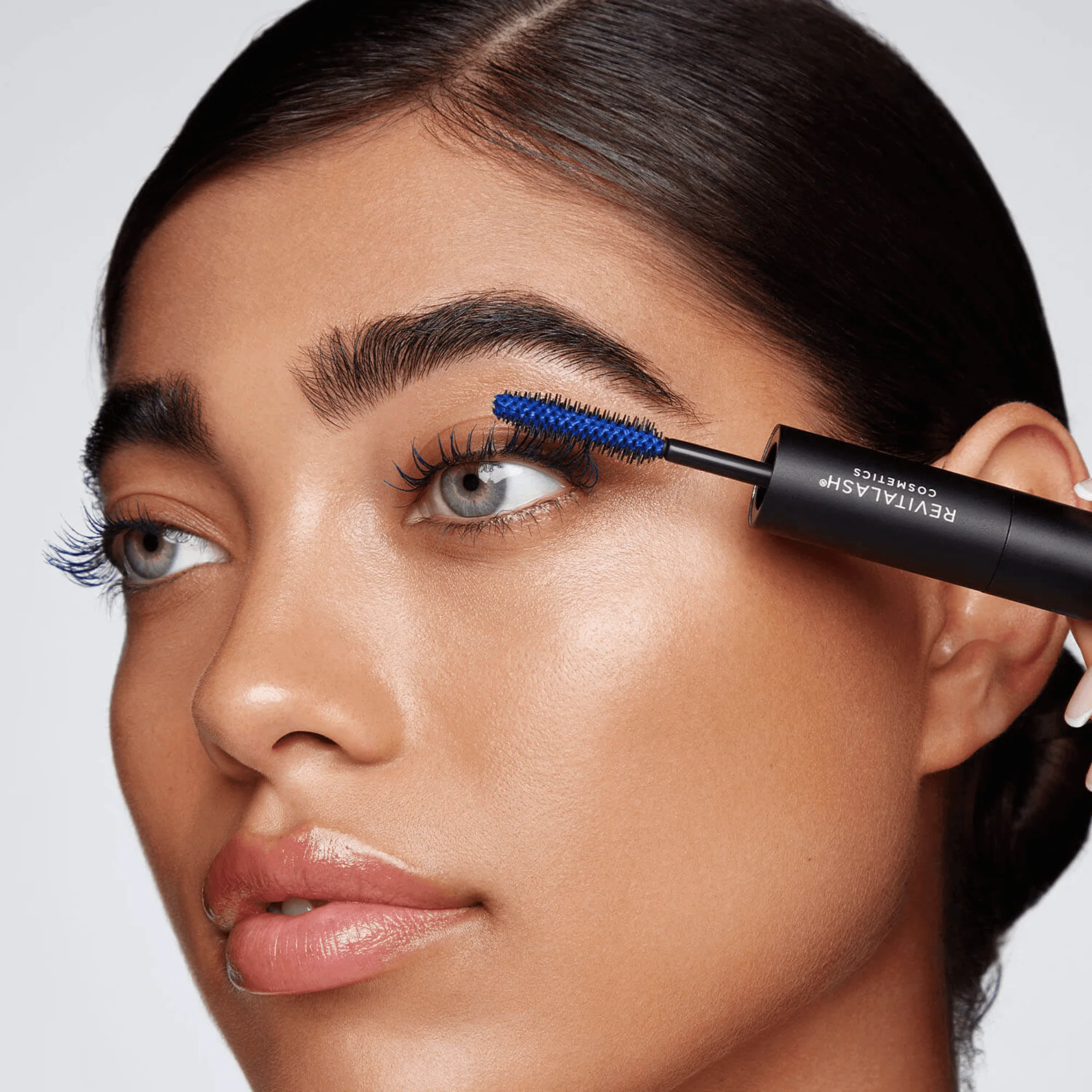 Mascara Duo Volumisant 2-en-1 - Image 4